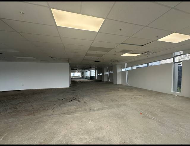 423M² OFFICE TO LET IN SANDTON CENTRAL